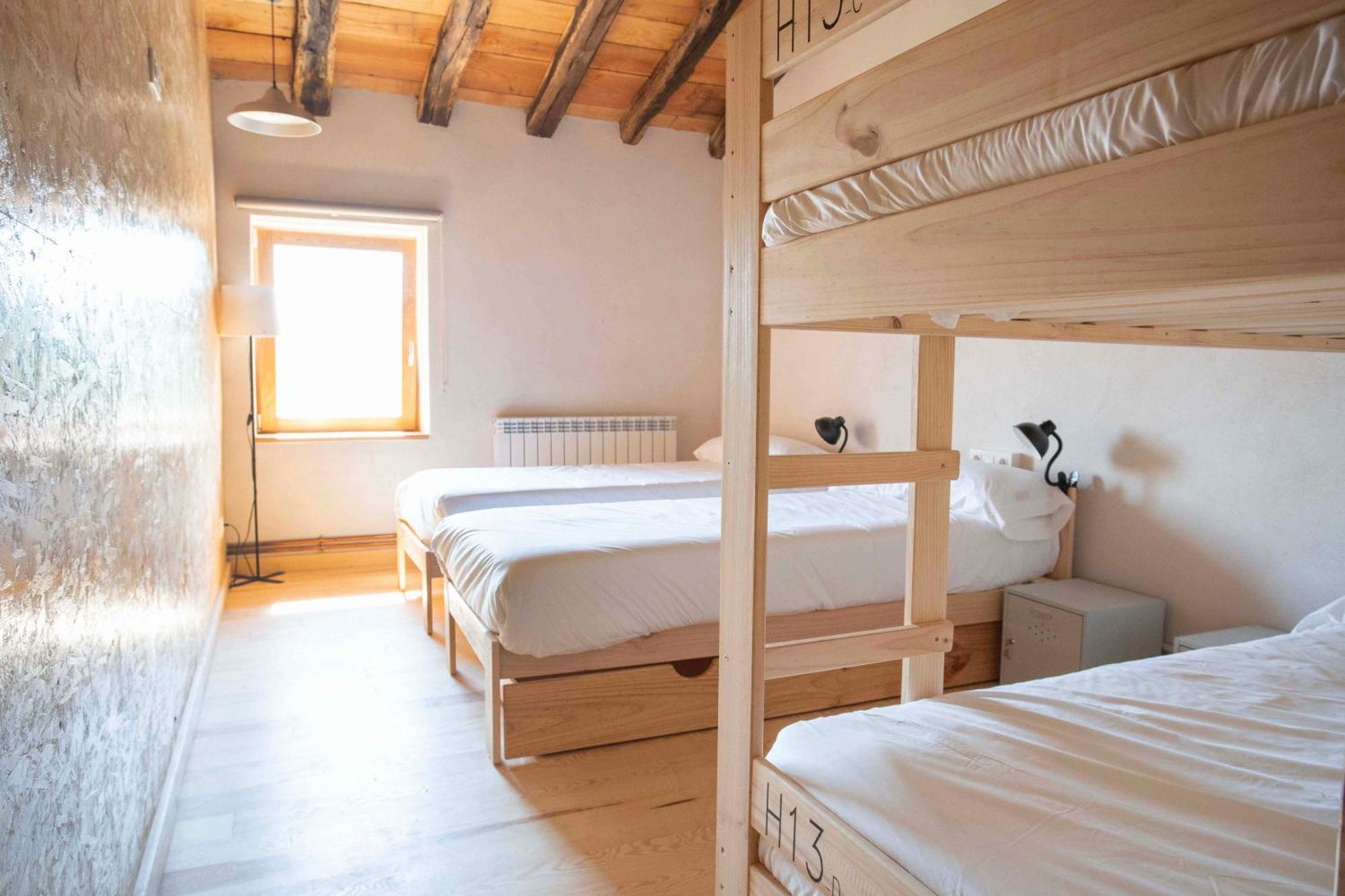 Paorra Baserria Hotel